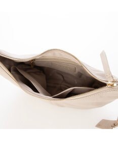 UNBILLION アトランタ ATLANTA / やぎ革軽量ハーフムーンショルダー