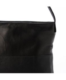 UNBILLION ペルケ perche / ガーメントレザー・サスティナブルボディーショルダー