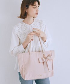 Maison de FLEUR リボンチャーム付き3ルームトートバッグ