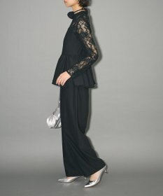 Green Parks コサージュ付レースペプラムロンパース