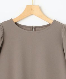 組曲 【接触冷感・吸湿・UVカット】ジョーゼットジャージーフリルブラウス