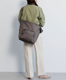 ACE BAGS & LUGGAGE HAyU × ace. フィカス ショルダーバッグ 19104 ハユ