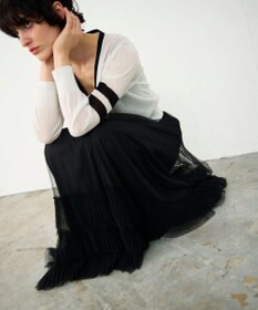 GRACE CONTINENTAL ラインVネックニットカーディガン