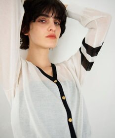 GRACE CONTINENTAL ラインVネックニットカーディガン