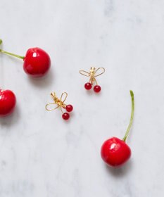 Maison de FLEUR チェリーイヤリング