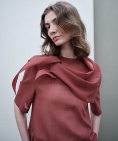 BEIGE， MOYE / スカーフ付き ハーフスリーブブラウス