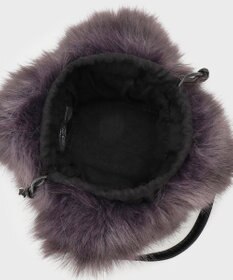 GRACE CONTINENTAL マルチwayファーバッグ