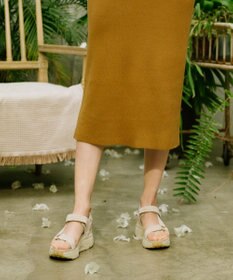 INTER-CHAUSSURES 【BUSSOLA】厚底アンクルストラップサンダル