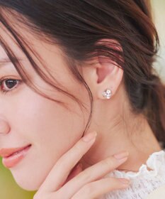 Tiaclasse 【安田美沙子さん着用・金属アレルギー対応】スウィングストーンピアス/イヤリング