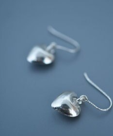 monshiro カレンシルバーハートピアスM