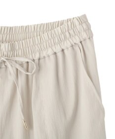 Green Parks 表面感サテンタックパンツ