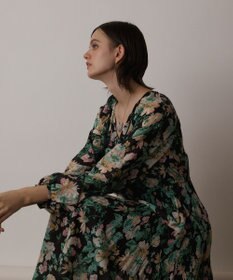 GRACE CONTINENTAL フラワープリントカフタンドレス