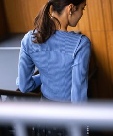 組曲 Elenaリブニット プルオーバー