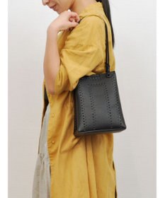 UNBILLION kakatoo パンチングスクエアトート