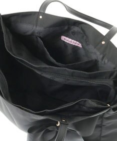 Maison de FLEUR リボンチャーム付き3ルームトートバッグ