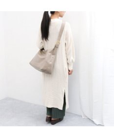 UNBILLION カシュカシュ cachecache / バックル付きビッグショルダー