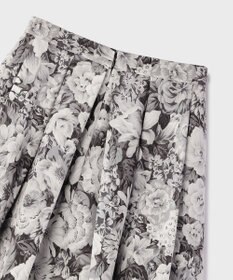 GRACE CONTINENTAL アンティークフラワータックスカート