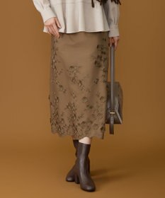 自由区 【SHIHOさん着用】エンブロイダリー スカート モカ