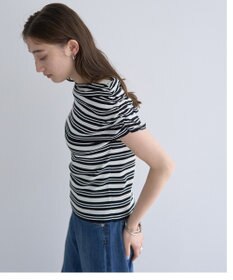 YECCA VECCA シャーリングオフショルニット