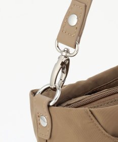 LA BAGAGERIE 多収納ナイロン2WAYショルダー