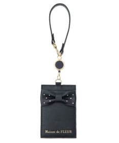 Maison de FLEUR クリアストーンリボンリールパスケース