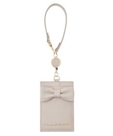 Maison de FLEUR クリアストーンリボンリールパスケース