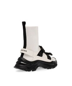 STEVE MADDEN MOVE ON ソックススニーカー