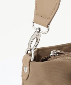 LA BAGAGERIE 多収納ナイロン2WAYショルダー