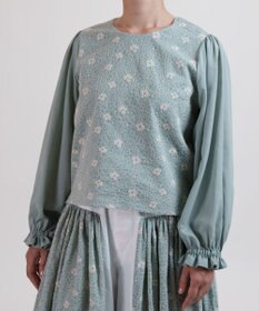 muuc 【手刺繍のような刺繍が美しい】ハイドランジア ブラウス