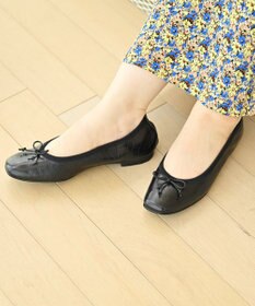 nouvelleRobe Oū 【本革・高反発】Square スクエアトゥ 型押しバレエシューズ