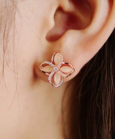 Tiaclasse 【金属アレルギー対応】ハイドランジアクリアピアス