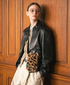 LeSportsac FUR MINI PHONE CROSSBODY/レオパードフラッフィーファー