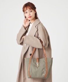 LA BAGAGERIE ひねり金具付きエレガンストート　Mサイズ