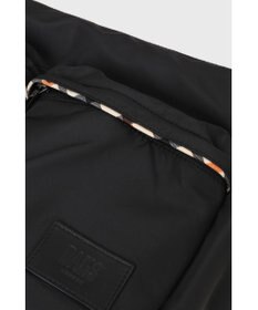 DAKS ナイロン×牛革 ハウスチェックディテール フラップショルダーバッグ