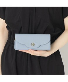 CLATHAS ペルル かぶせ長財布