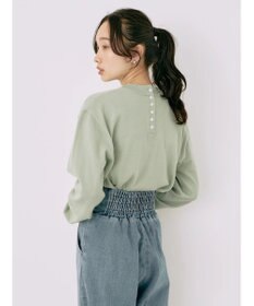 earth music&ecology バックボタンクルーネックニットプルオーバー