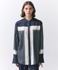 BEIGE， GADE / モノトーンドット柄バンドカラーブラウス Navy Mix