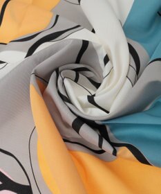 Green Parks ・モダンパターンスカーフ　９０×９０