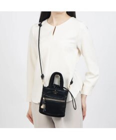 LANVIN en Bleu ボンボン 2wayミニショルダーバッグ