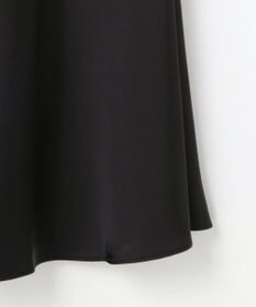 組曲 L 【WEB限定】サテンナロー スカート