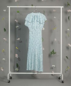 Green Parks ｄａｚｚｌｉｎ　フレンチスリーブ花柄ワンピース