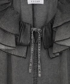 Green Parks ■ESCAR デニムラッフルカラーワンピース