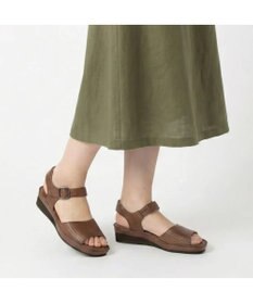 ing <ing>【WEB限定】【サスティナブル】ウエッジヒールレザーサンダル