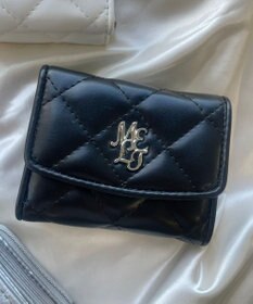 WEGO メタルロゴキルティングウォレット