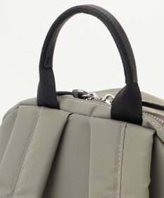 Y'SACCS フロントポケットベーシックリュック