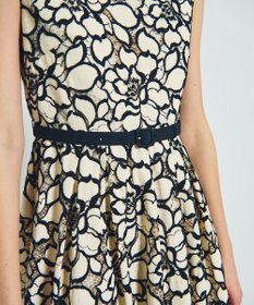 GRACE CONTINENTAL ローズレースドレス