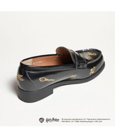 ing <ing>【ハリー・ポッターコラボレーション】刺繍モチーフローファー