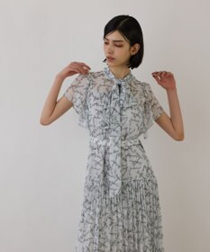 GRACE CONTINENTAL ボウタイプリーツプリントワンピース