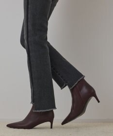 GRACE CONTINENTAL ラインスリムデニムパンツ