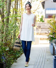 Tiaclasse 【洗える】体型カバーも叶うフリルカラーチュニックブラウス